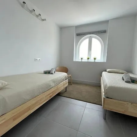 Sunset Terrace Ocean View Apartment *