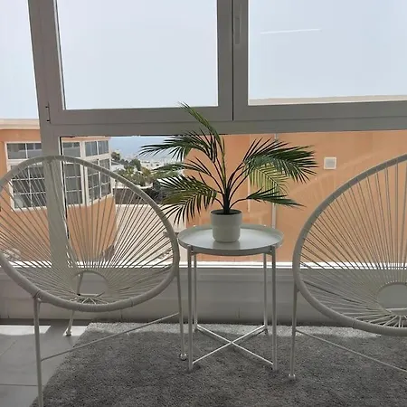 Sunset Terrace Ocean View Apartment *